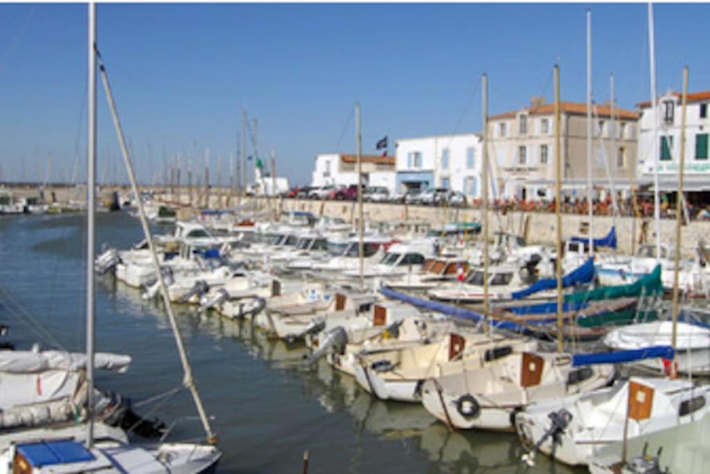 Le Clos Des Flots - La Plage ลาฟร็อตต์ ภายนอก รูปภาพ
